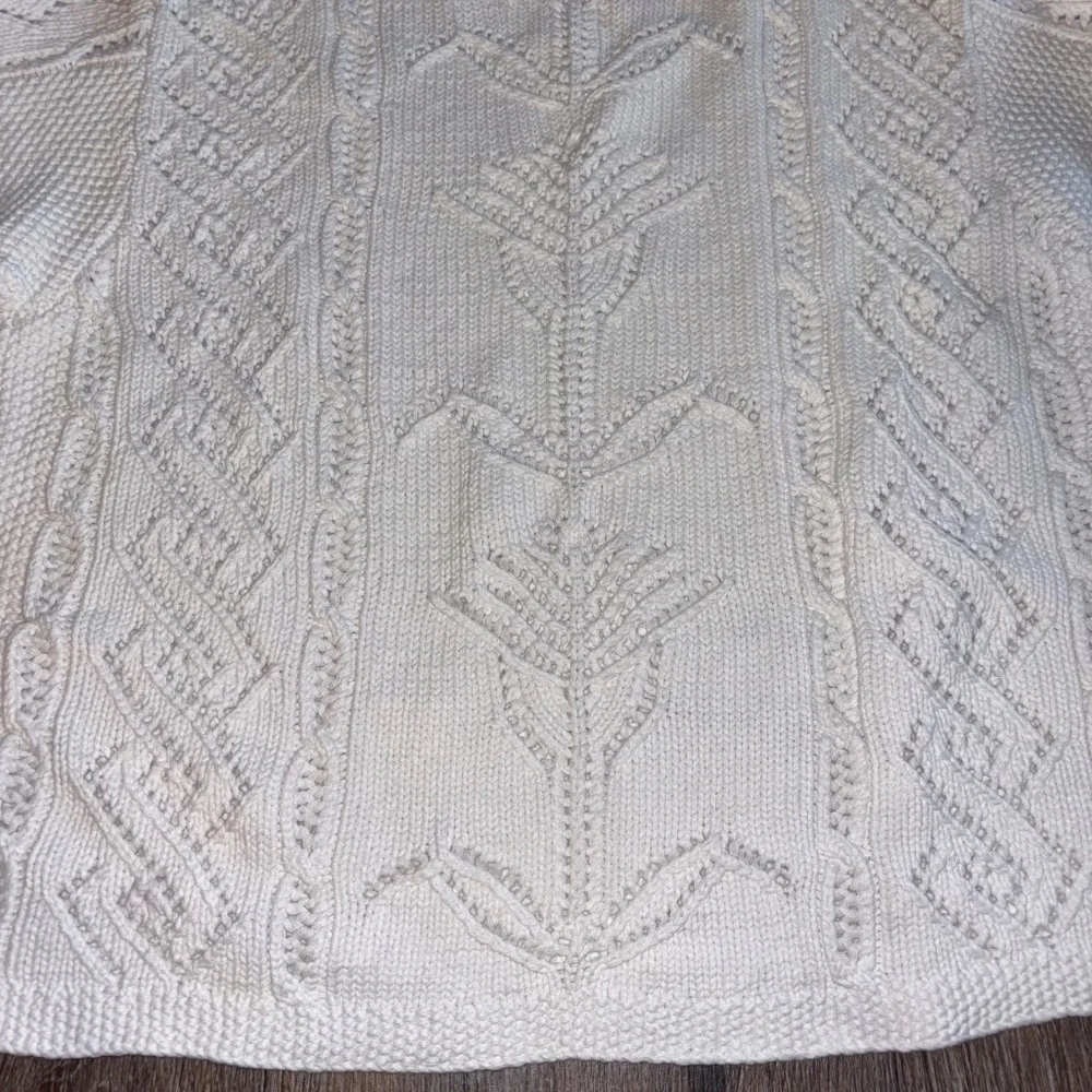 Talbots 💯 cotton chunky knit white sweater Sz medium excellent condition